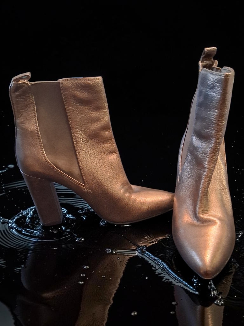 Vince Camuto Metallic Bronze Pointed-Toe Ankle Booties Women's Shoes Size 7.5